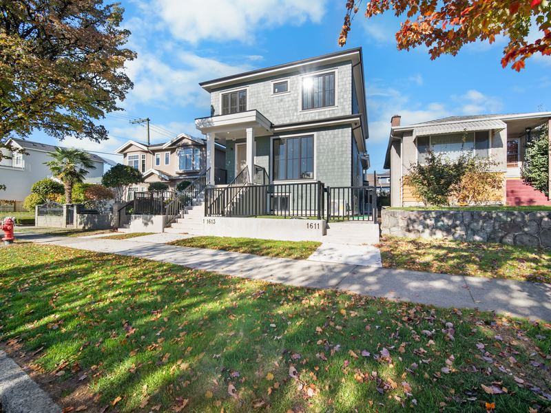 1611 & 1613 E 58th Ave - Fraserview